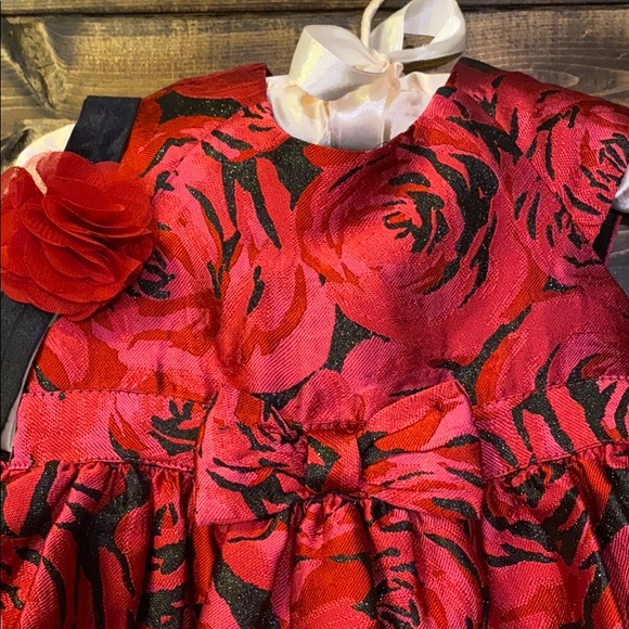 🧶 TheChildren's place black & red BB girl dress - Picture 4 of 6